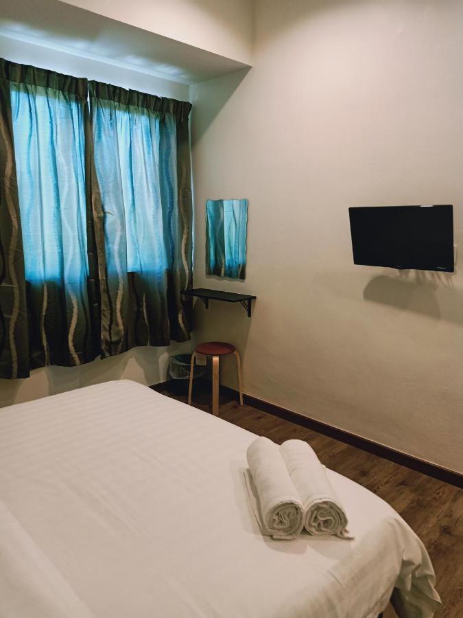Cozy Riverside Hotel ملقا المظهر الخارجي الصورة