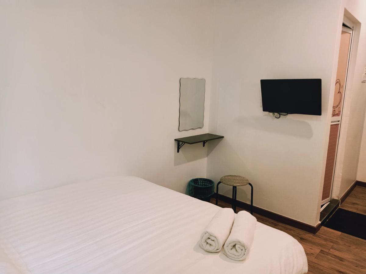 Cozy Riverside Hotel ملقا المظهر الخارجي الصورة